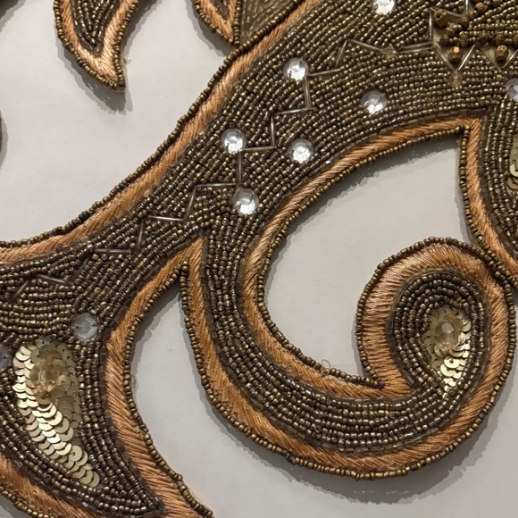 Kim Seybert NYC Gold & Crystal Beaded Table Runner 47”x20” Retail $815.00 - Picture 5 of 12